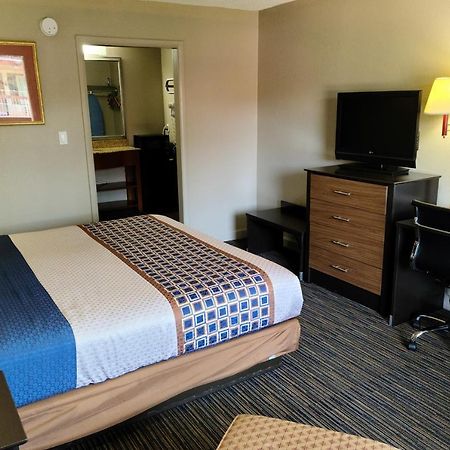 Travelodge By Wyndham Williamsburg Colonial Area Dış mekan fotoğraf